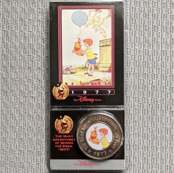 Disney Decades Coin #20 - Picture 2 of 13